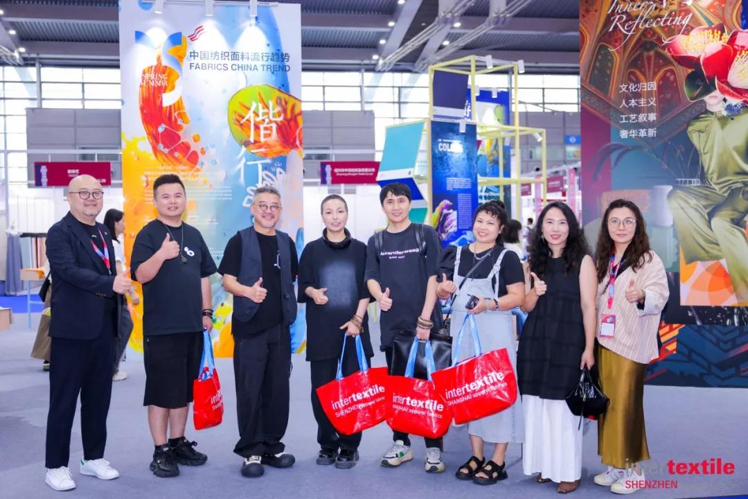 2024intertextile大湾区 | 觅良品，谋合作！服装设计师组队走进中国流行面料入围企业